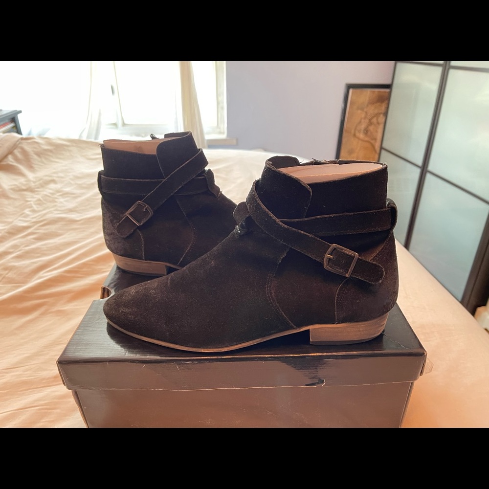 Chelsea, Jodhpur styled Topman boots